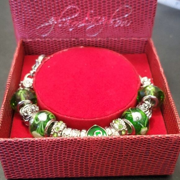 Glam & Glow silver tone green bracelet - Picture 2 of 8